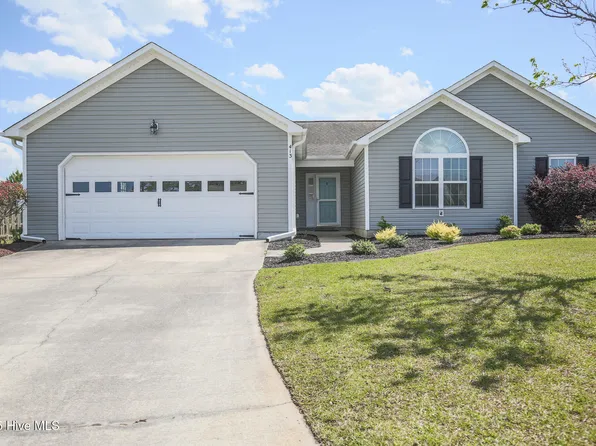 413 Tree Court, Holly Ridge, NC 28445