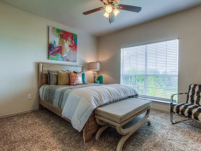 Waters Edge Villas — Photo 9