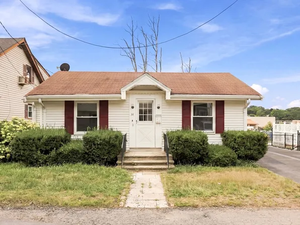 31 Perkins St, Quincy, MA 02169