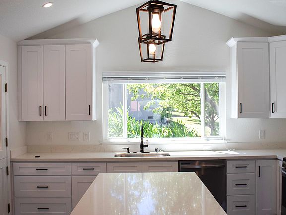 5th image of 182 Temelec Cir