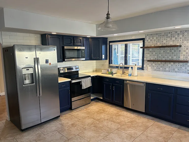 1135 Oak Ave — Photo 7