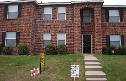 1st image of 1225 Highview Dr