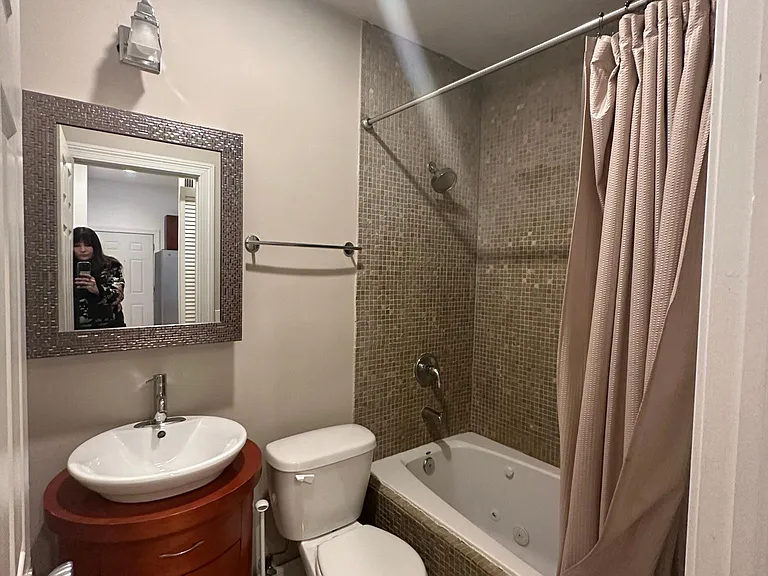 3212 W Fullerton Ave #1 — Photo 8