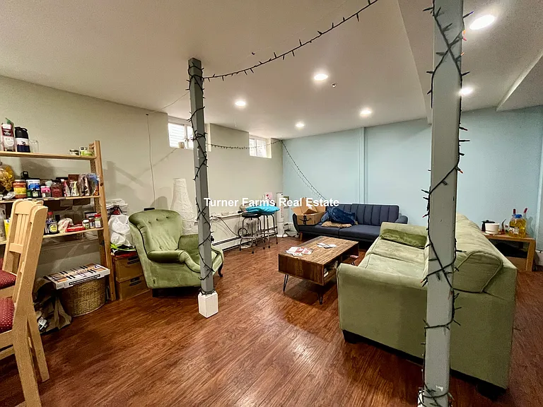 231 Norfolk St #1A — Photo 5
