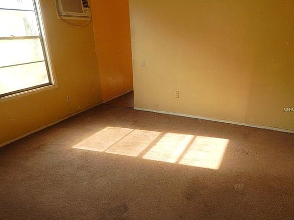 2nd image of 403 W Bella Vista Dr