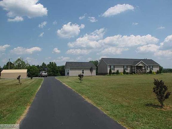3rd image of 4840 Salem Church Rd