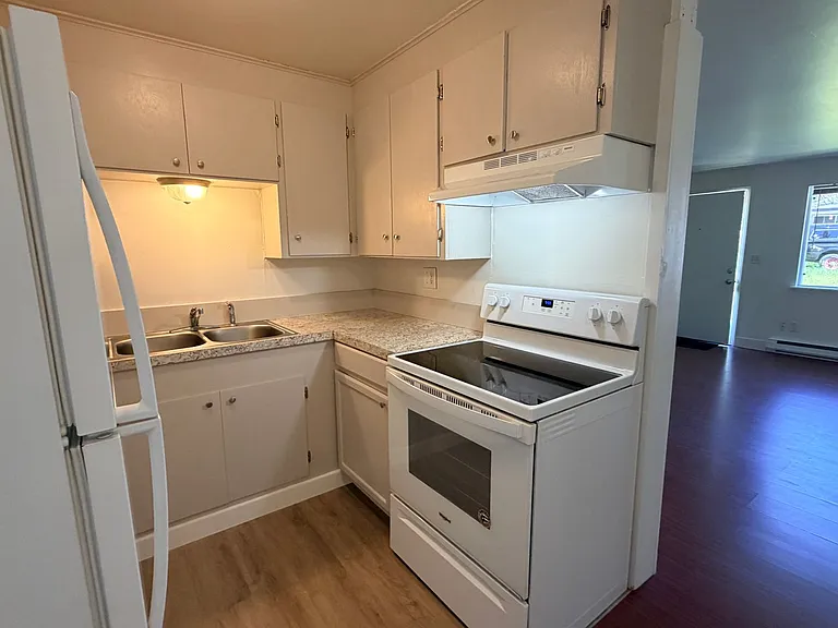 3100 NE 16th St. — Photo 18