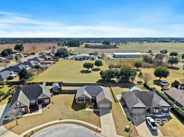 9492 Carlie Ct, Fairhope, AL 36532