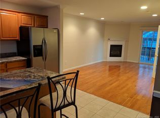 10 Quarry Farms #10, Meriden, CT 06451