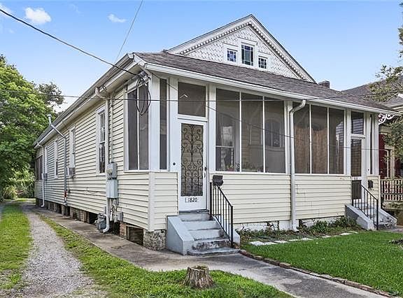5th image of 1818 Moss St