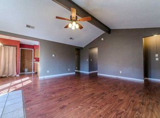 2749 N Villa Blvd, Fayetteville, AR 72703