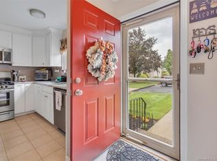 14 Mohawk Ct UNIT 14, Cromwell, CT 06416