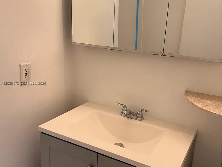 8753 NW 39th St #8753 — Photo 9