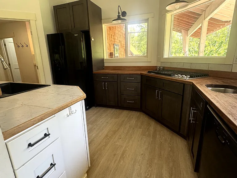 65B Mount Entrance Rd — Photo 10