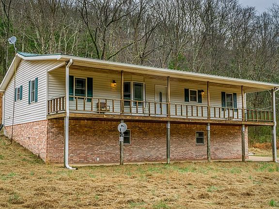 2nd image of 331 Sanders Ln