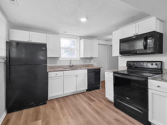 3rd image of 18101 E 16th Ter N