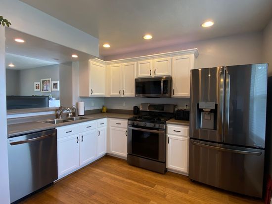 3421 E Dundee Dr, Eagle Mountain, UT 84005