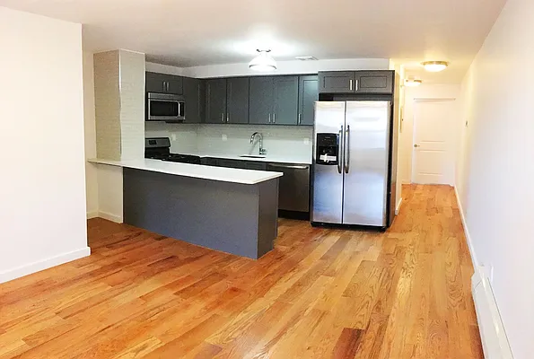 Rented by Capri Jet Realty Corp | media 21