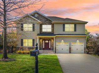 2 Himsl Ct, West Orange, NJ