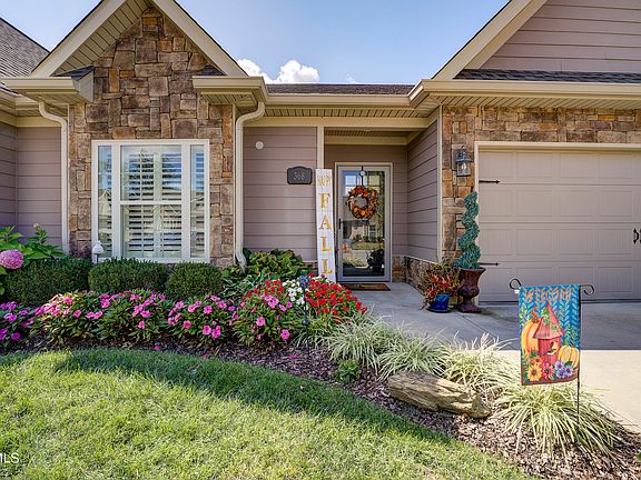 3rd image of 368 Coldwater Dr