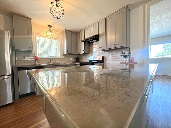 3rd image of 55 E Lorena Ave