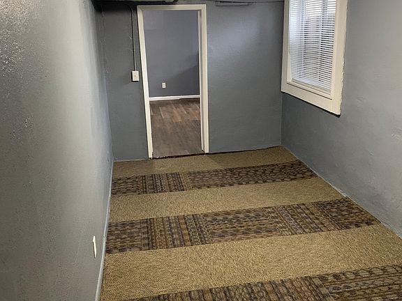 5th image of 2212 Park Dr #C