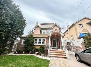 254-21 40th Ave, Little Neck, NY 11363
