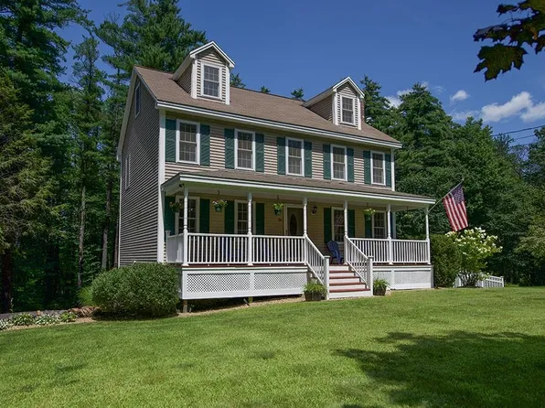 96 North Road, Sandown, NH 03873