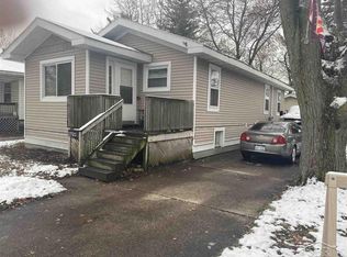 1721 Mershon St, Saginaw, MI 48602