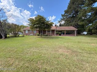 3978 Kings Crossroads Rd, Greenville, NC 27834