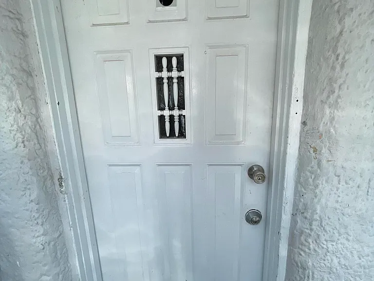 411 N Oleander Ave #5 — Photo 6