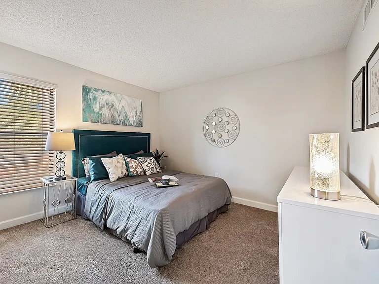 Meadow Walk Apartments — Photo 11
