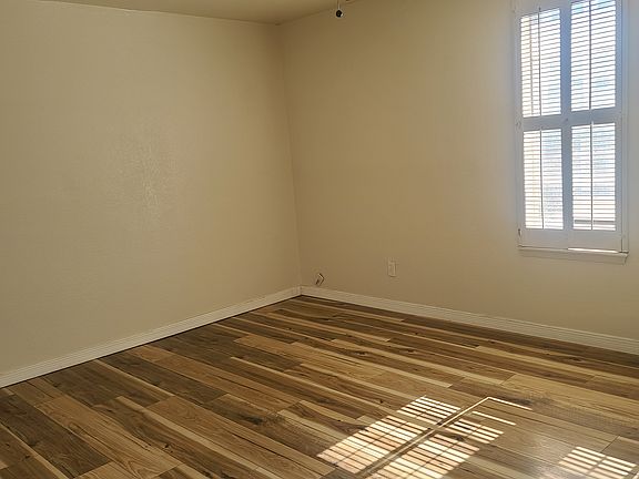 4th image of 10624 Springwood Dr APT D