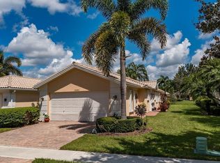 8383 Cozumel Ln, Wellington, FL 33414