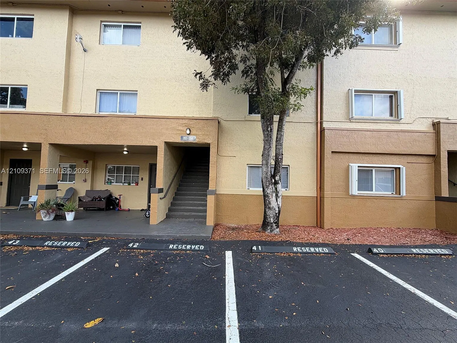 Waterview Condo — Photo 2