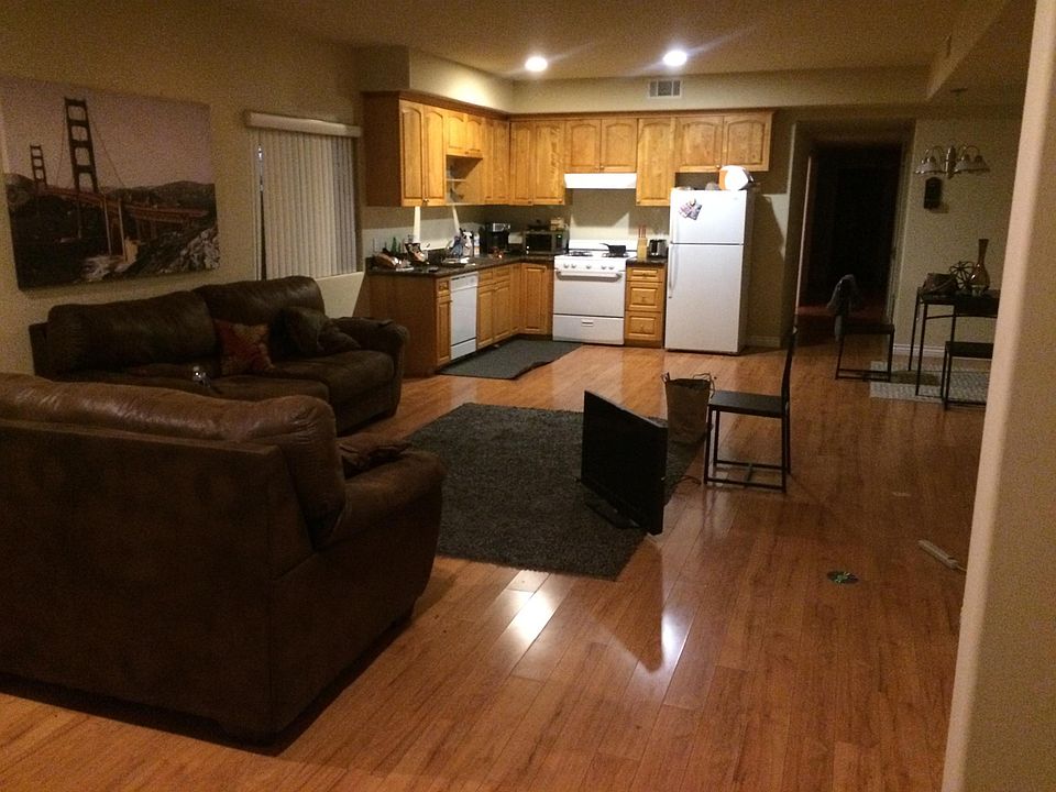 Living Room/Dining Room/Kitchen