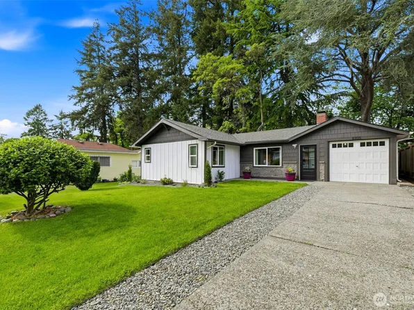 8905 Veterans Drive SW, Lakewood, WA 98498