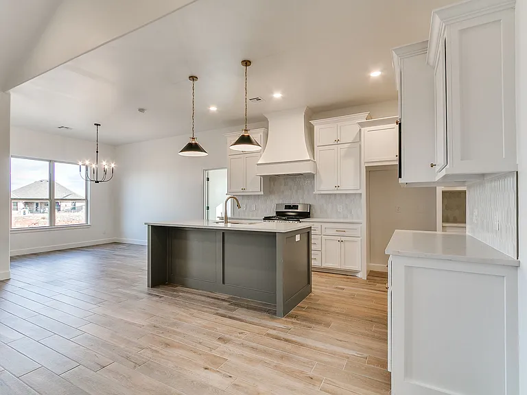 1901 Hollow Crest Ct — Photo 14