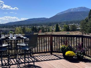 15992 Thompson Ln, Reno, NV 89511