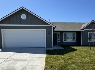 334 Riley Ave, Umatilla, OR 97882