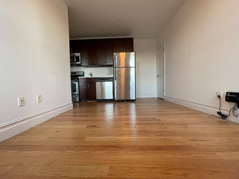 1st image of 23-05 30th Ave #2B5