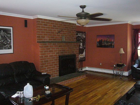4th image of 4 Elmwood Ave