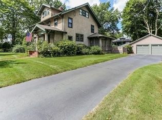 39 Woodside Ave, Brockton, MA 02301