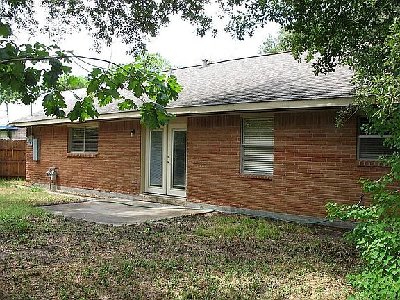 3rd image of 1825 El Mar Ln