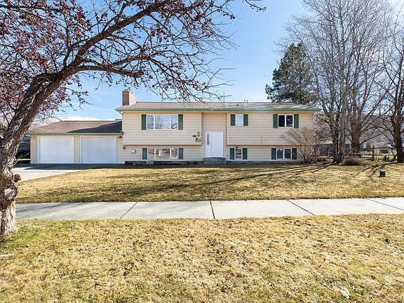 2nd image of 11450 Allomont Dr