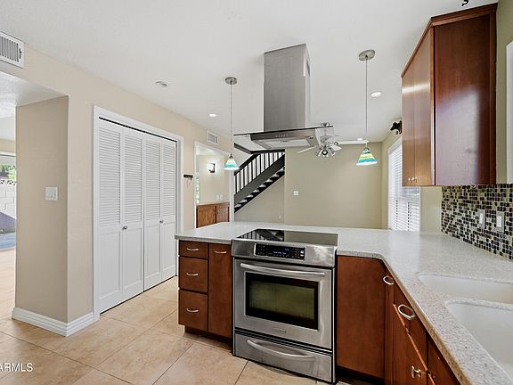 3rd image of 18045 N 45TH Avenue