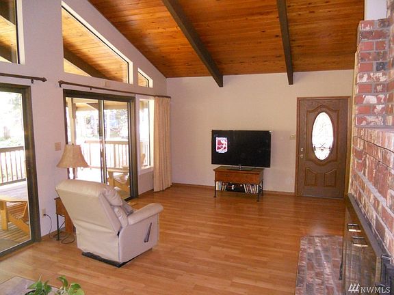 4th image of 90 N Tyee Pl