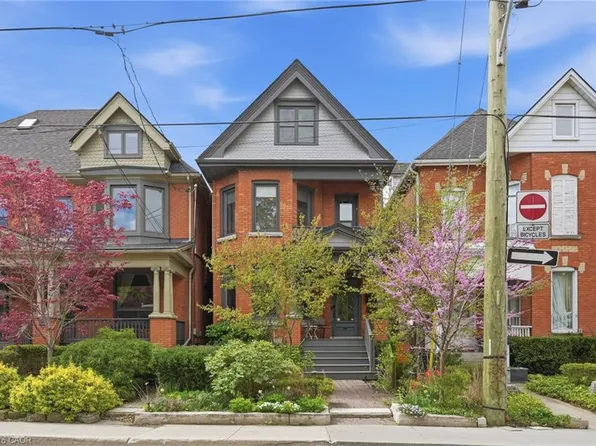 141 Markland St, Hamilton, ON L8P 2K3