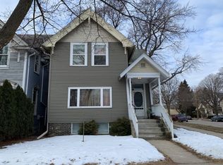 2555 S Delaware Ave, Milwaukee, WI 53207