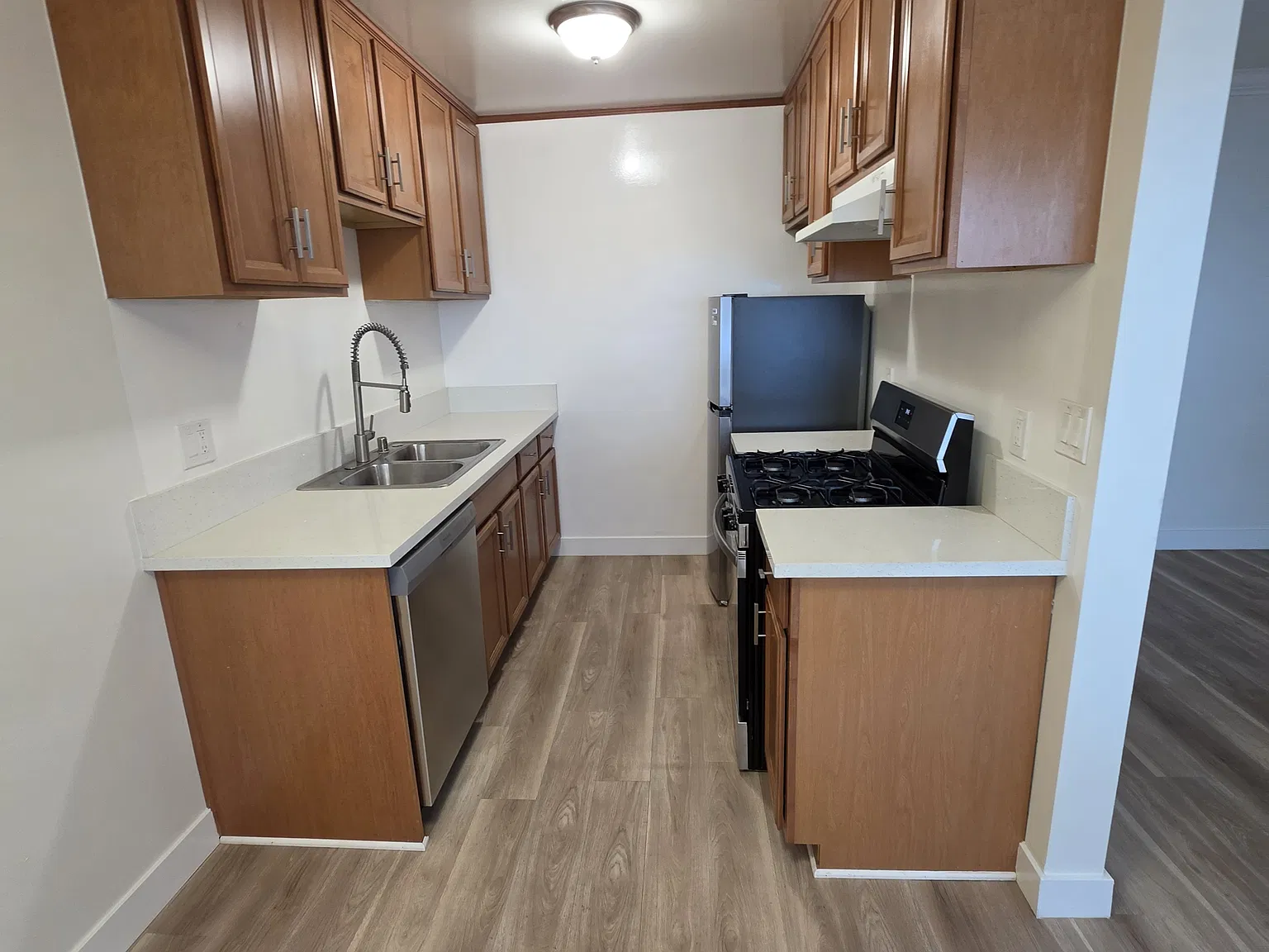 1 bed, $2,295 — Photo 2